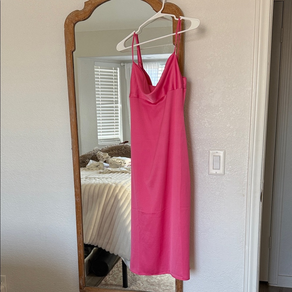 WeWoreWhat - Cowl Neck Satin Midi Dress Pink
Size 4